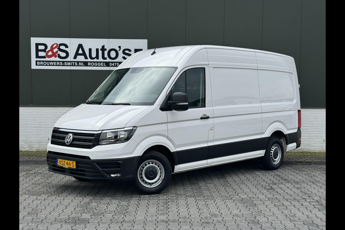 Volkswagen Crafter 30 2.0 TDI L3H3 Highline Topstaat! Trekhaak Carplay Cruise 4 Seizoenen banden Verwarmde voorruit Lat om Lat