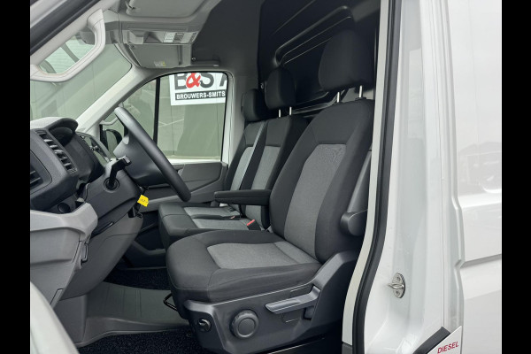 Volkswagen Crafter 30 2.0 TDI L3H3 Highline Topstaat! Trekhaak Carplay Cruise 4 Seizoenen banden Verwarmde voorruit Lat om Lat