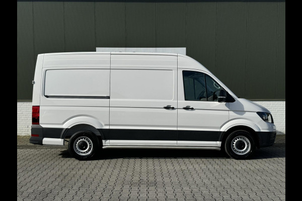 Volkswagen Crafter 35 2.0 TDI L3H2 Trendline Cruise Trekhaak 3000kg Carplay Airco Lat om Lat