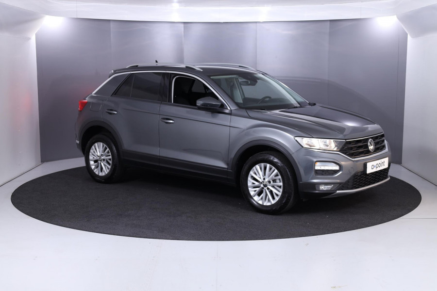 Volkswagen T-Roc 1.0 TSI Style Business 110 PK | Verlengde garantie | Navigatie | Parkeercamera | Parkeersensoren | Privacy glas |