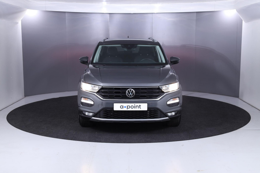 Volkswagen T-Roc 1.0 TSI Style Business 110 PK | Verlengde garantie | Navigatie | Parkeercamera | Parkeersensoren | Privacy glas |