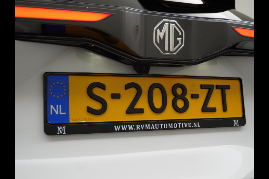 MG 4 Luxury 64 kWh ORG. NL. NAP KM. | 360 CAMERA | KEYLESS | NAVI | 1E EIGENAAR