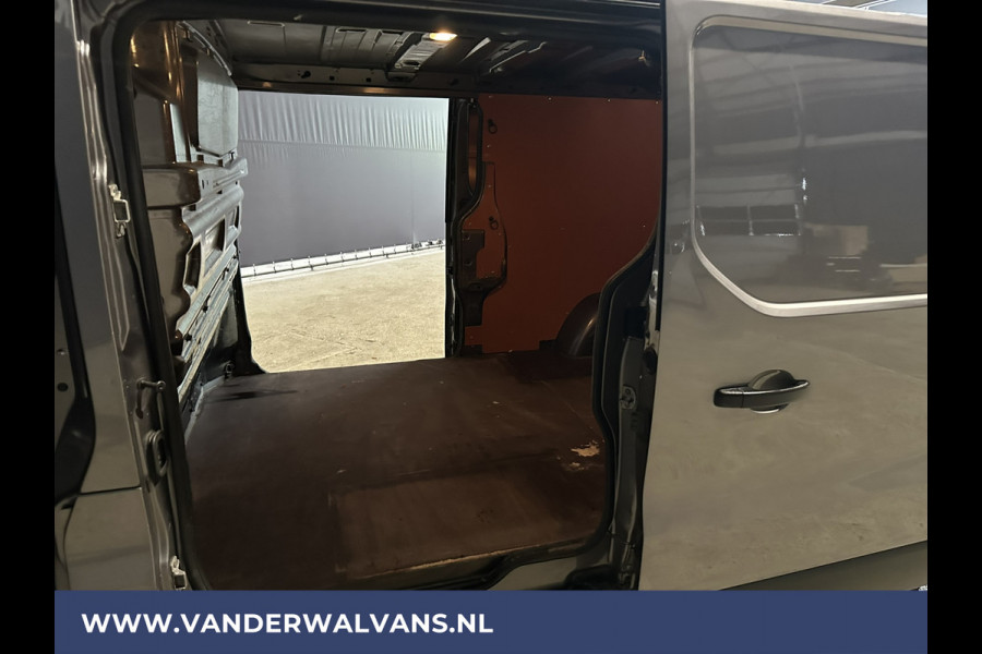 Renault Trafic 1.6 dCi 122pk L2H1 Euro6 Airco | 2x Zijdeur | Imperiaal | Trekhaak | Navigatie Sidebars, Cruisecontrol, parkeersensoren, bijrijdersbank