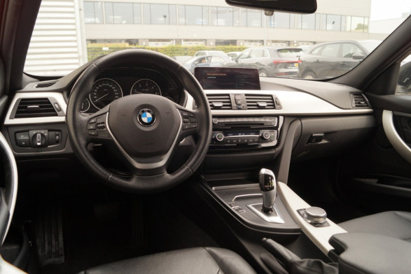 BMW 3 Serie Touring 320d 163pk Automaat Executive -LEER-NAVI-LED-ECC-