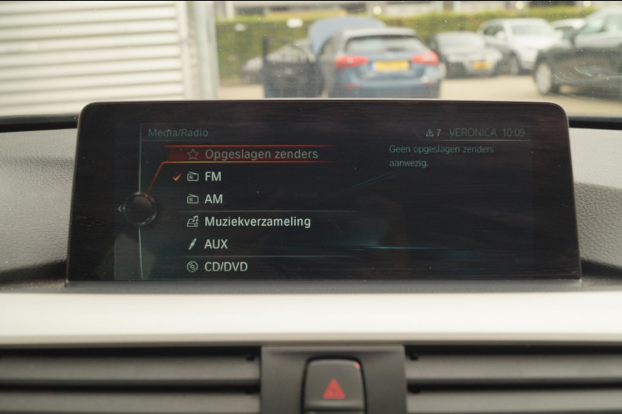 BMW 3 Serie Touring 320d 163pk Automaat Executive -LEER-NAVI-LED-ECC-