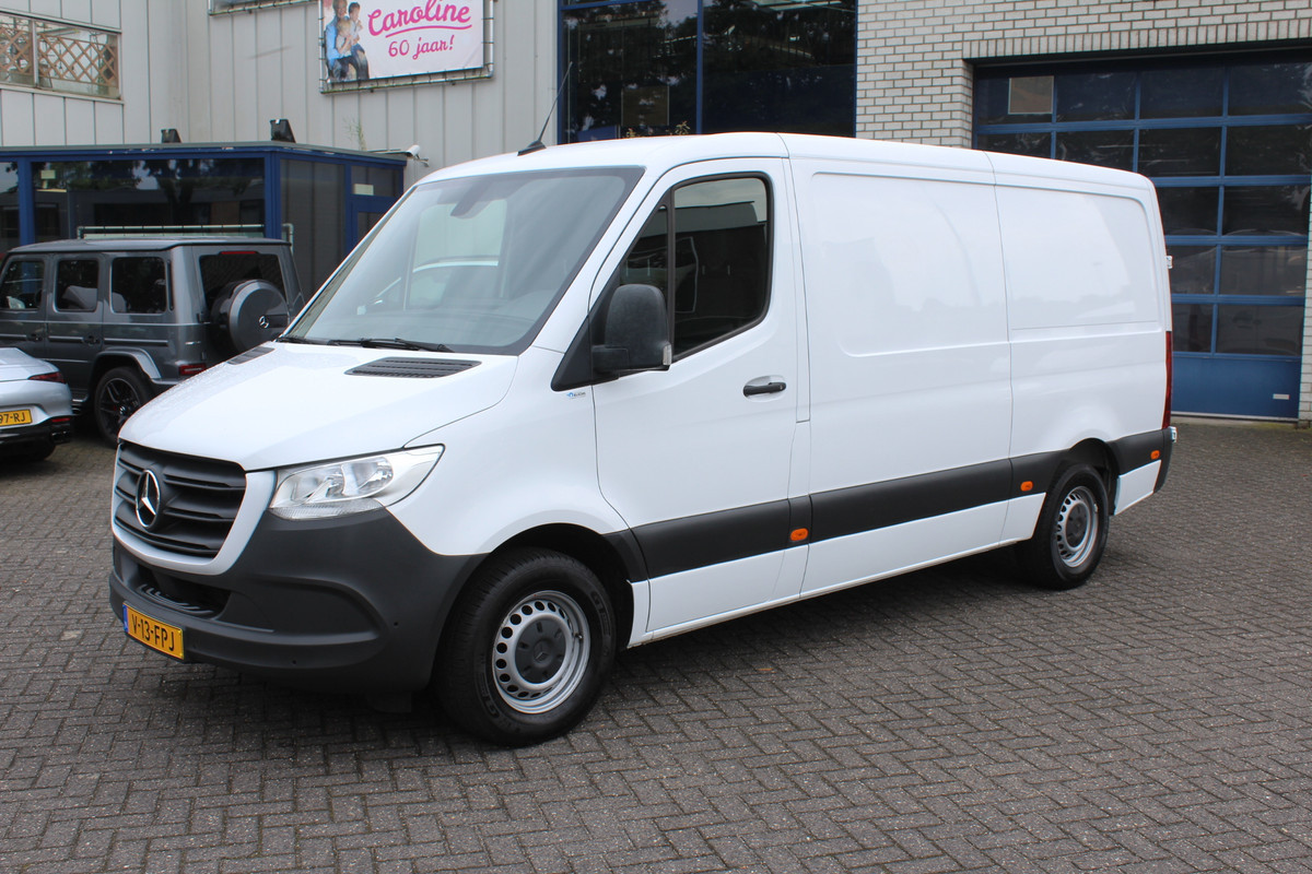 Mercedes-Benz Sprinter 315 CDI L2H1 MBUX met camera, Cruise Control, Stoelverwarming, etc.