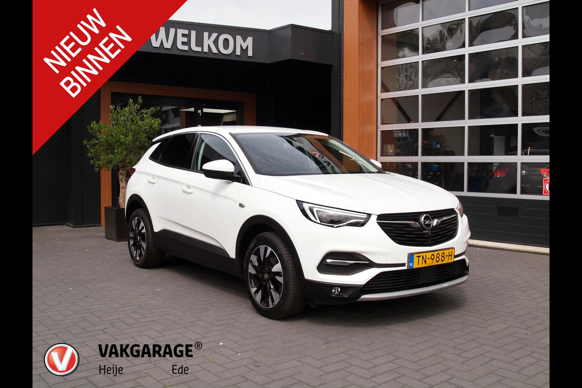 Opel Grandland X 1.2 Turbo Innovation Automaat | Camera | Apple Carplay | Cruise Control | Leer | Trekhaak |