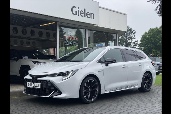 Toyota Corolla 2.0 Hybrid GR Sport Plus | Panoramadak, Head up display, JBL, Dodehoekherkenning, Parkeersensoren, Full options!