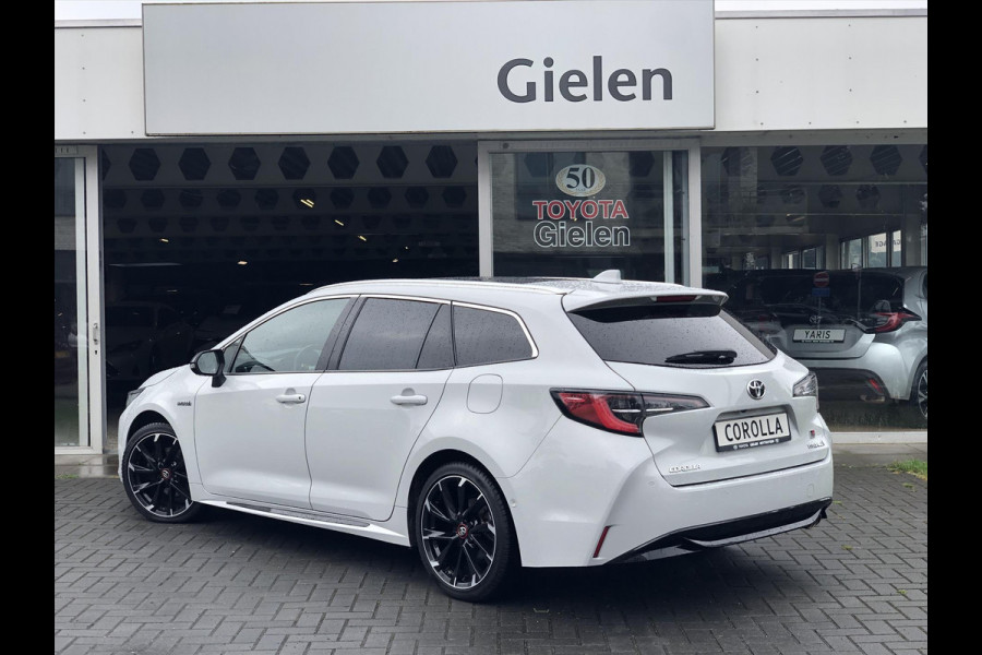 Toyota Corolla 2.0 Hybrid GR Sport Plus | Panoramadak, Head up display, JBL, Dodehoekherkenning, Parkeersensoren, Full options!