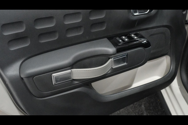 Citroën C3 PureTech 82 Shine | Camera | Apple Carplay | Keyless Entry | Parkeersensoren | Stoelverwarming