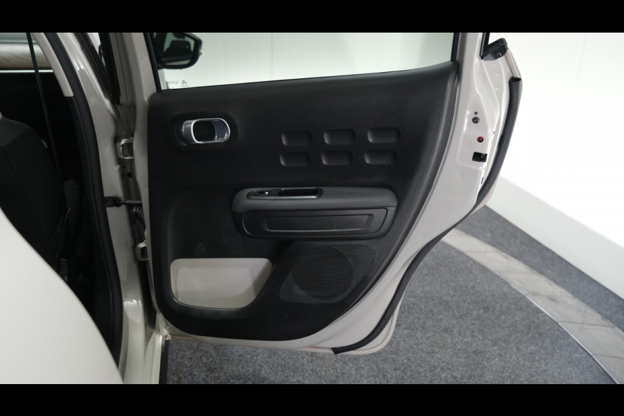 Citroën C3 PureTech 82 Shine | Camera | Apple Carplay | Keyless Entry | Parkeersensoren | Stoelverwarming