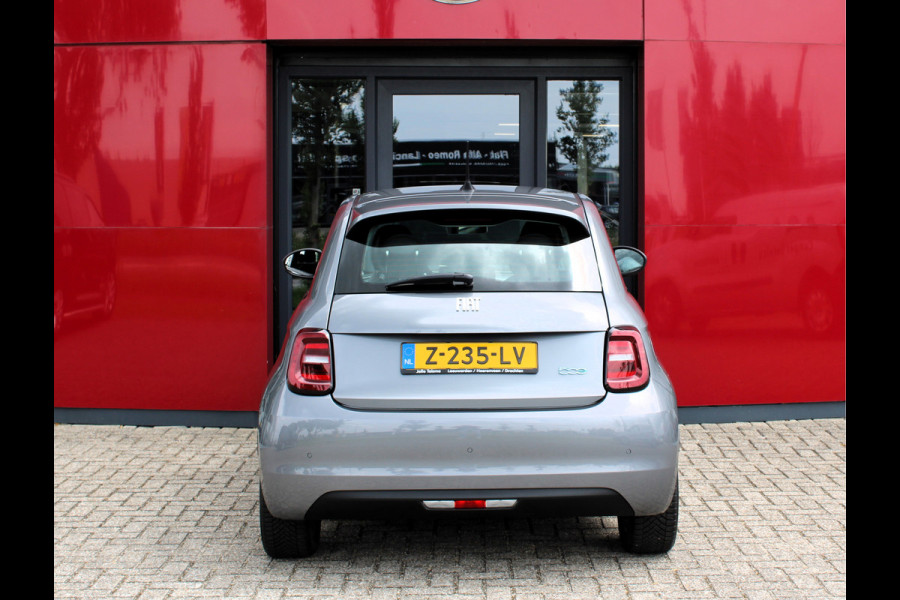 Fiat 500 3+1 Icon 42 kWh | 16" Velgen | keyless entree | Parkeersensoren