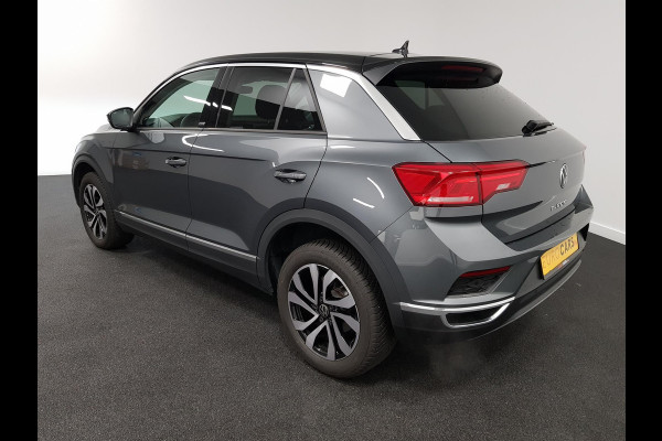 Volkswagen T-Roc 1.5 TSI DSG Active | Navigatie | Climate Control | Lane Assist | DAB | Parkeersensoren | Lichtmetalen Velgen | Privacy Glass