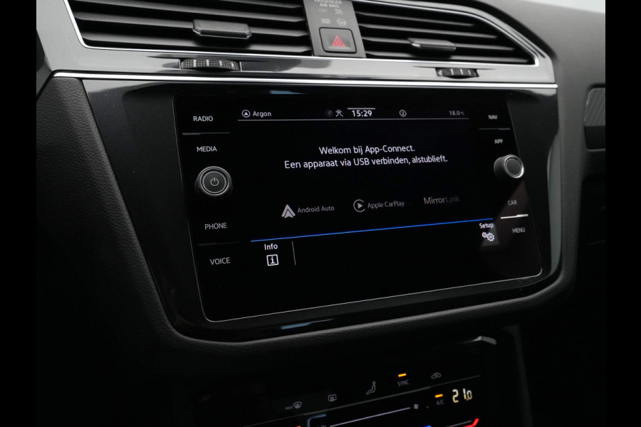 Volkswagen Tiguan 1.5 TSI R-Line Business+ Black Edition Carplay PDC Virtual Cockpit DAB