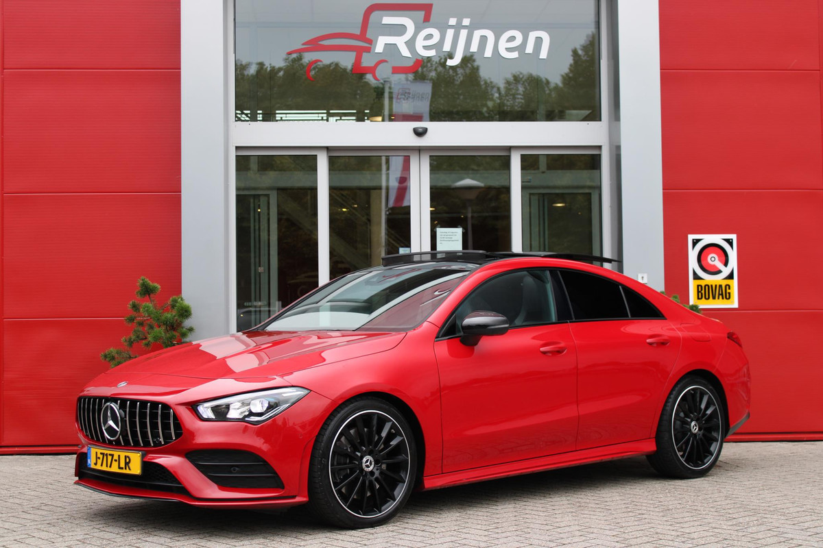 Mercedes-Benz CLA-Klasse 220 AMG 192PK AUTOMAAT PREMIUM | PANORAMA SCHUIF / KANTEL DAK | STOEL VERWARMING | NAVIGATIE | VERKEERSLICHTWEERGAVE | ACHTERUITRIJ CAMERA | HIGH-PERFORMANCE LED KOPLAMPEN | SFEER VERLICHTING | NIGHT / AMG PAKKET | PANAMERICANA GRILLE | LOGO-PROJECTIE VIA DEURVERLICHTING | AMG MULTISPAAKS LICHTMETALEN VELGEN | WARMTEWEREND, DONKER GETINT GLAS | REMOTE  SERVICES PREMIUM | COMFORTONDERSTEL VERLAAGD |  | APPLE CARPLAY / ANDROID AUTO |