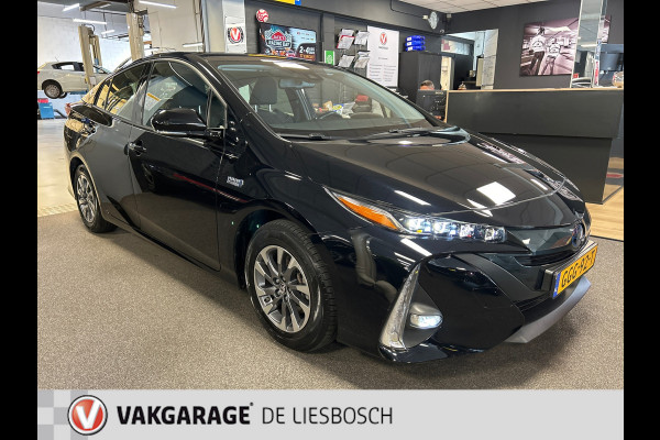 Toyota Prius 1.8 Plug-in Executive,navi,camera,stoelverw,dodehoek,app,boeken