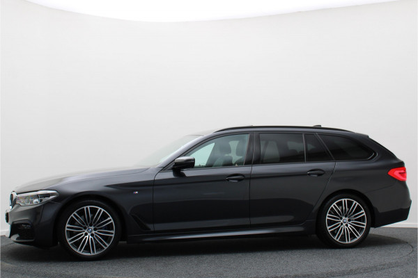 BMW 5 Serie Touring 530i High Executive M-Sport Automaat Leer, Comfortzetels, ACC, Panoramadak, Shadow Line, Camera, Trekhaak