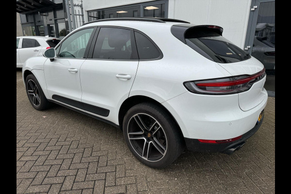 Porsche Macan 2.0 245pk Aut. | Schuif/Kanteldak | 20" | Alcantara | Adapt. demping | Memory | HD Navi | Carplay