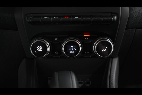 Renault Captur Mild Hybrid 140 EDC Intens | Apple Carplay | Parkeersensoren | Climate Control