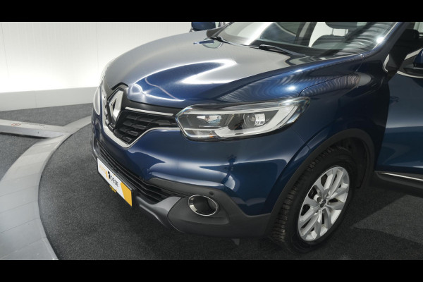 Renault Kadjar TCe 130 Intens | Navigatie | Parkeersensor voor & Achter |