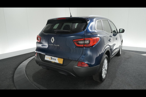 Renault Kadjar TCe 130 Intens | Navigatie | Parkeersensor voor & Achter |