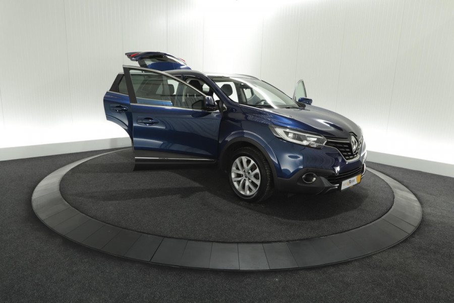 Renault Kadjar TCe 130 Intens | Navigatie | Parkeersensor voor & Achter |