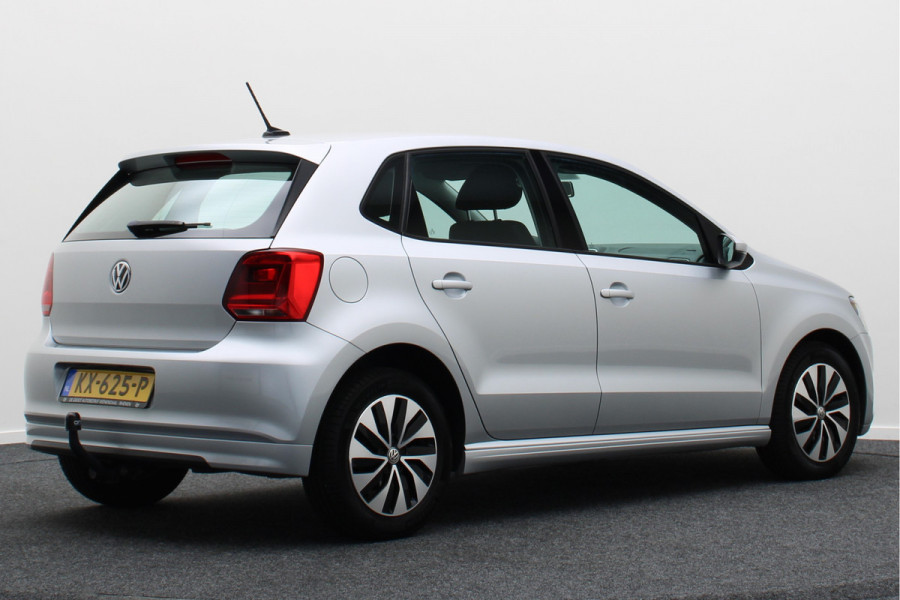 Volkswagen Polo 1.0 BlueMotion Edition Airco, Navigatie, Apple CarPlay, Cruise, Bluetooth, Trekhaak, 15''