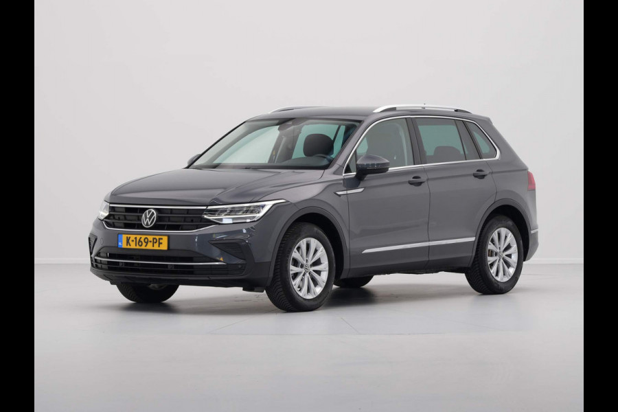 Volkswagen Tiguan 1.5 TSI 130pk Life Business Navigatie Trekhaak Stoelverwarming Acc 37