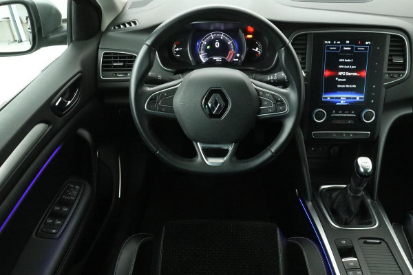 Renault Mégane 1.2 TCe GT-Line | Carplay | Camera | Navigatie | Sfeerverlichting | Keyless | Dodehoek detectie | Climate control