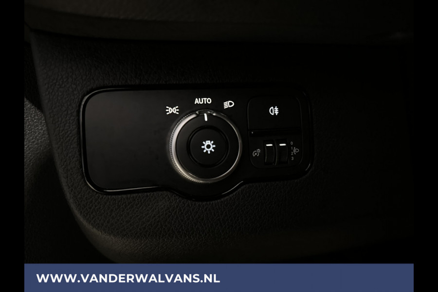 Mercedes-Benz Sprinter 317 CDI 170pk L3H2 Euro6 Airco | Camera | Apple Carplay | Cruisecontrol | Stoelverwarming Chauffeursstoel, Bijrijdersbank, Android Auto, MBUX