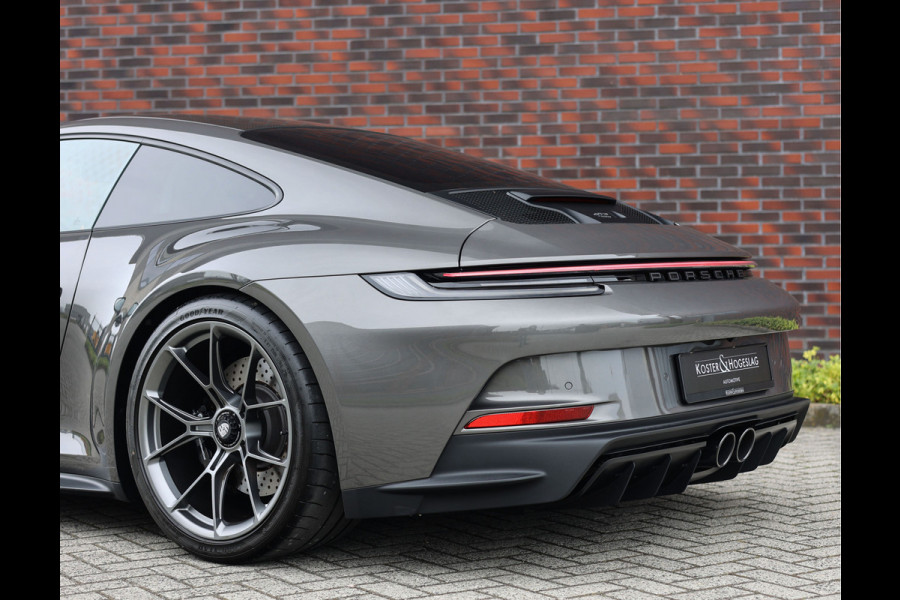 Porsche 911 4.0 GT3 Touring