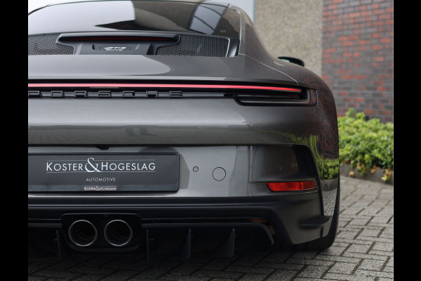 Porsche 911 4.0 GT3 Touring