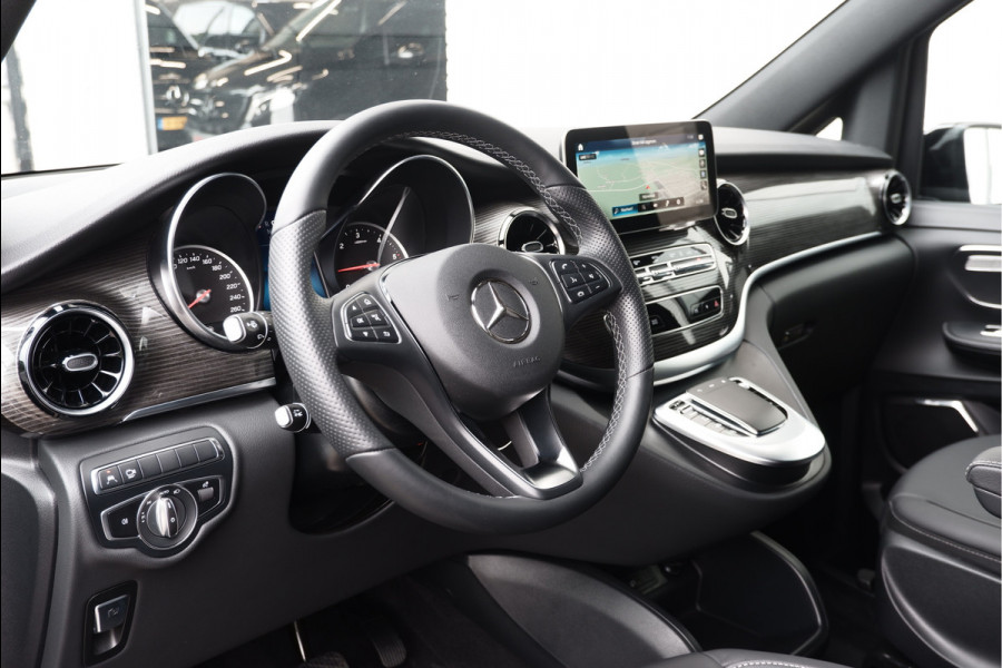 Mercedes-Benz V-Klasse 300d / XXL / DC / 4.200 KM!! / MBUX (apple car play) / 2x Elec Schuifdeur / Burmester / 360 Camera / Vol Opties / NIEUWSTAAT