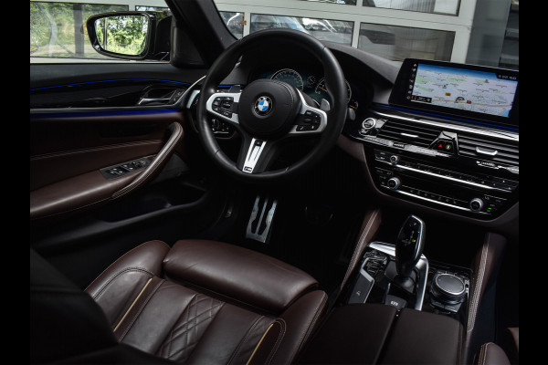 BMW 5 Serie 540i High Executive M-SPORT | SCHUIF -/- KANTEL DAK | HEAD UP | COMFORT STOELEN | COMFORT ACCES | ACTIVE CRUISE | AMBIENT SFEER