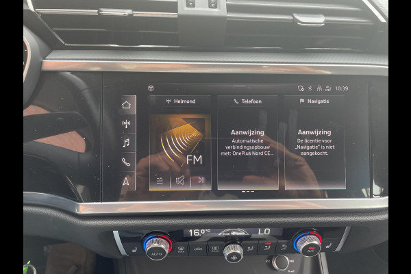 Audi Q3 45 TFSI e Attitude PHEV S-tronic Wegklapbare trekhaak Camera Dab Led Verwarmde voorstoelen Climate Control Navigatie Apple Carplay/Android Auto