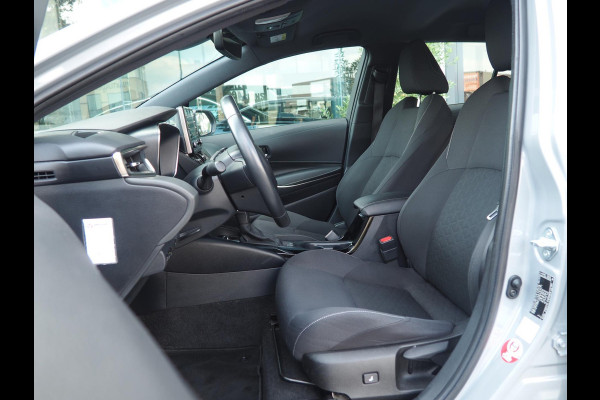 Toyota Corolla Touring Sports 1.8 Hybrid Business Intro / Adaptive / Head Up / Keyless / Stl. verwarming / DAB / Camera / Navi