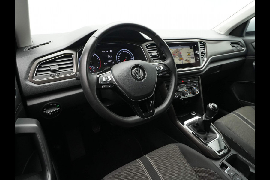 Volkswagen T-Roc 1.0 TSI 115pk Style Navigatie Clima Stoelverwarming Pdc 306