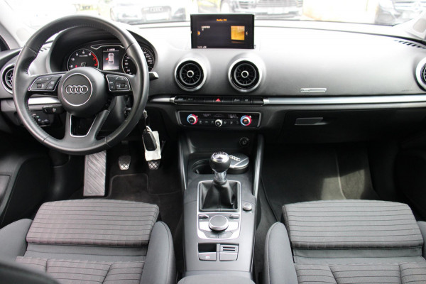 Audi A3 Sportback 30 TFSI Sport Lease Edition 116 PK Clima Cruise LED 17''
