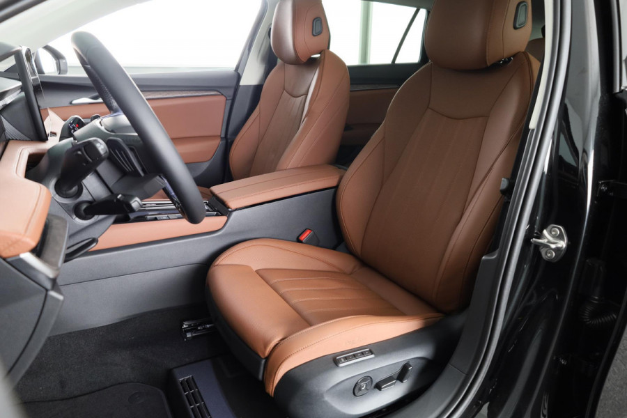 Škoda Superb Combi 1.5 TSI MHEV First Edition | Cognac leder | Led Matrix | 19 inch | Panoramadak