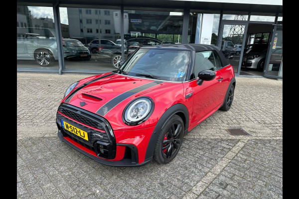 MINI Cabrio 2.0 John Cooper Works / 231 PK / NP 62731 / NL Auto / F1 Aut / HUD