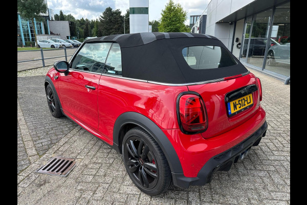 MINI Cabrio 2.0 John Cooper Works / 231 PK / NP 62731 / NL Auto / F1 Aut / HUD