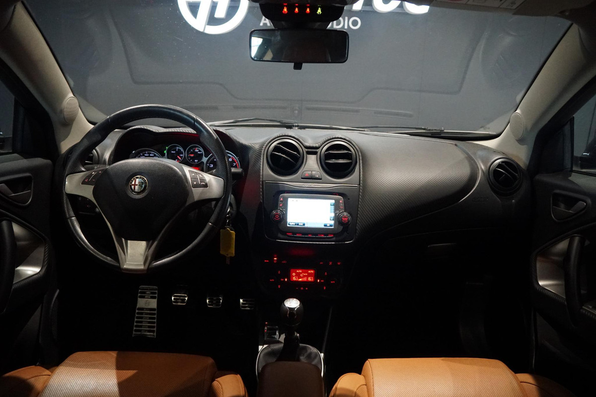 Alfa Romeo MiTo 0.9 TwinAir Exclusive *EERSTE EIGENAAR* + LEDER / CRUISE CONTROL