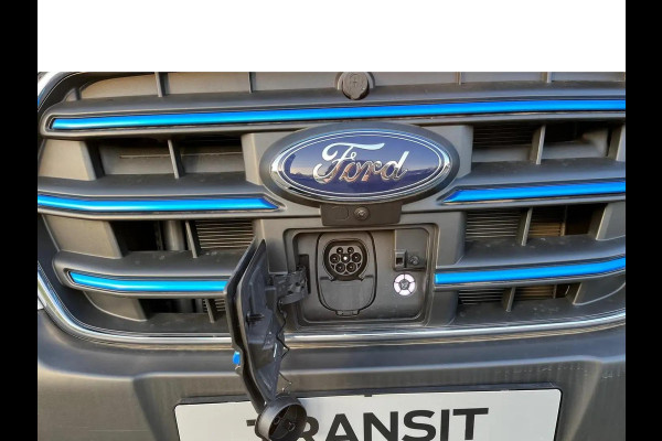 Ford E-Transit 350 L3H3 Trend 68 kWh | Adaptive cruise control | Hoog dak | 360 graden camera | Pro power onboard 2,3 KW  | Stoelverwarming | Digitale achteruitrijspiegel | Laadruimte bescherming | 270 graden achterdeuren | Reservewiel | Led laadruimteverllichting | Dubbele H7 batterij| Bandenspanningscontrolesysteem