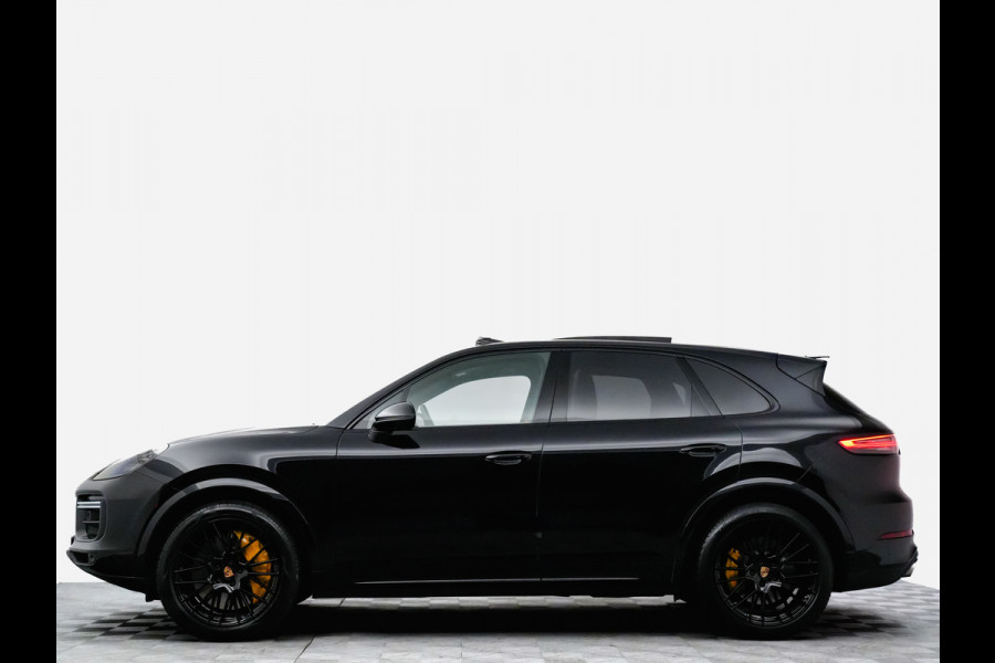 Porsche Cayenne 4.0 Turbo 550pk Black Edition (nightvision,softclose,stoelventilatie,sfeerverlichting)