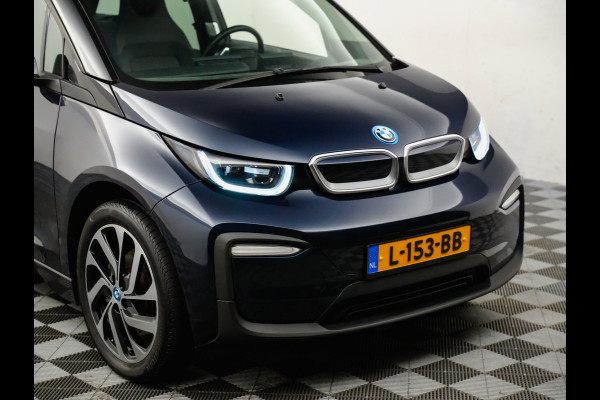 BMW i3 Executive 170pk 120Ah 42 kWh (420 rijbereik,warmtepomp,LED,navi,carplay,20 inch)