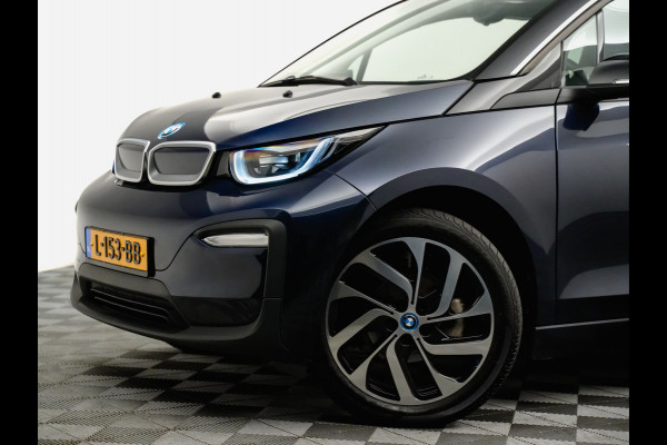 BMW i3 Executive 170pk 120Ah 42 kWh (420 rijbereik,warmtepomp,LED,navi,carplay,20 inch)