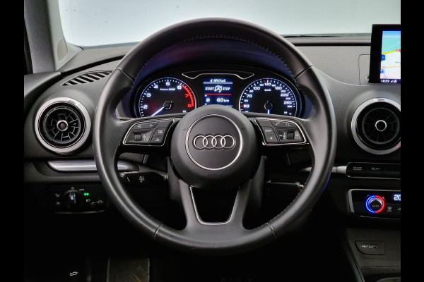 Audi A3 Sportback 30 TFSI Aut S-Edition (navi,xenon,360,LED,camera)