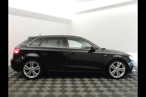 Audi A3 Sportback 1.0 TFSI 120pk Aut7 S-line (leer,LED,stoelverw,keyless,privacy glass)