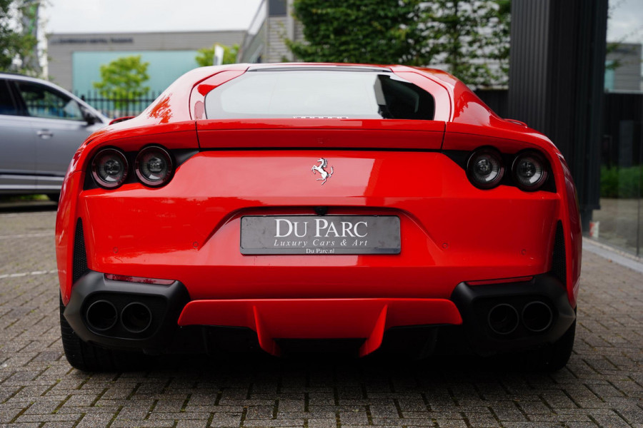 Ferrari 812 6.5 V12 Superfast HELE Nl-Auto New Service