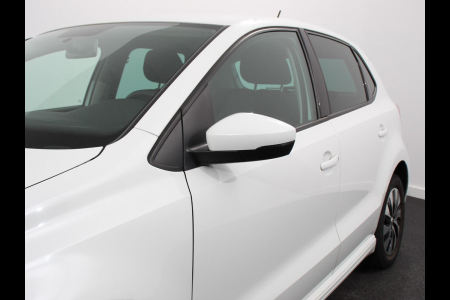 Volkswagen Polo 1.0 TSi 95pk BlueMotion Edition | Navigatie | Apple Carplay/Android Auto | Airco | Lichtmetalen velgen | Extra Getint Glas | Cruise Control